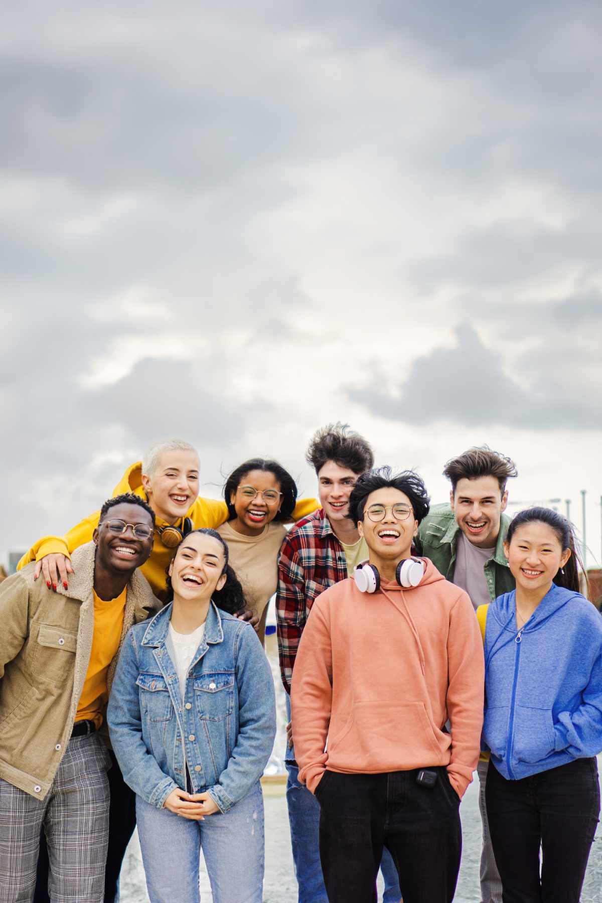 International students discussing their UK university applications